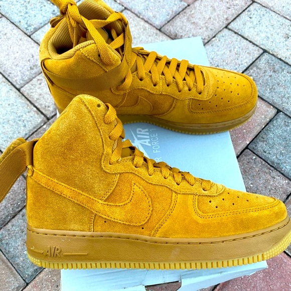 Nike Air Force High Lv8 GS Wheat Size